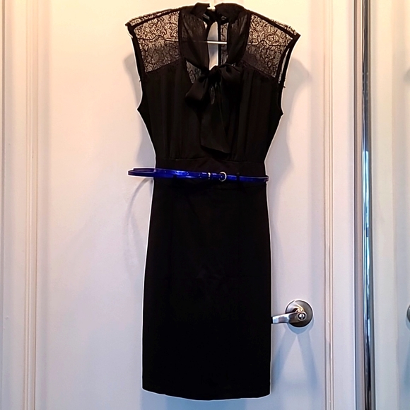 *2/$30 summer clearout* Guess LBD (s.4) EUC - Picture 1 of 11